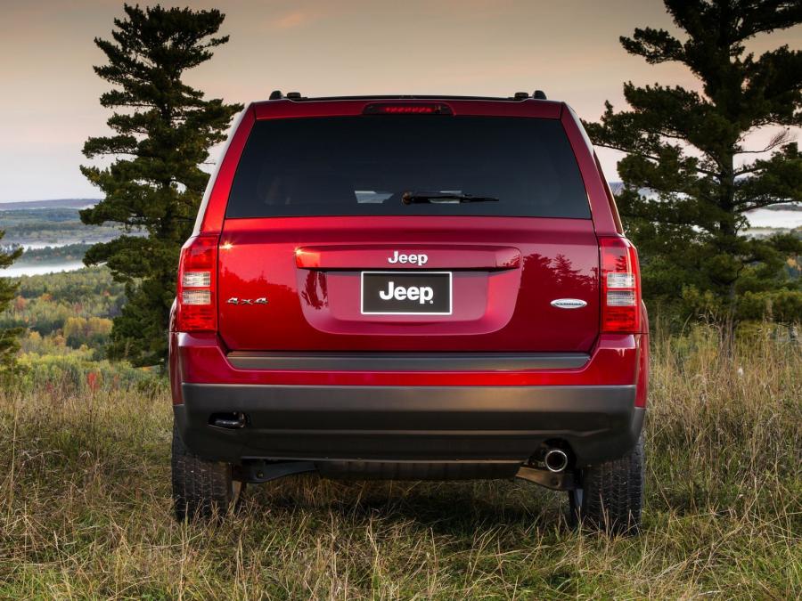  Jeep Patriot 2010 года  (фото 19 из 24)
